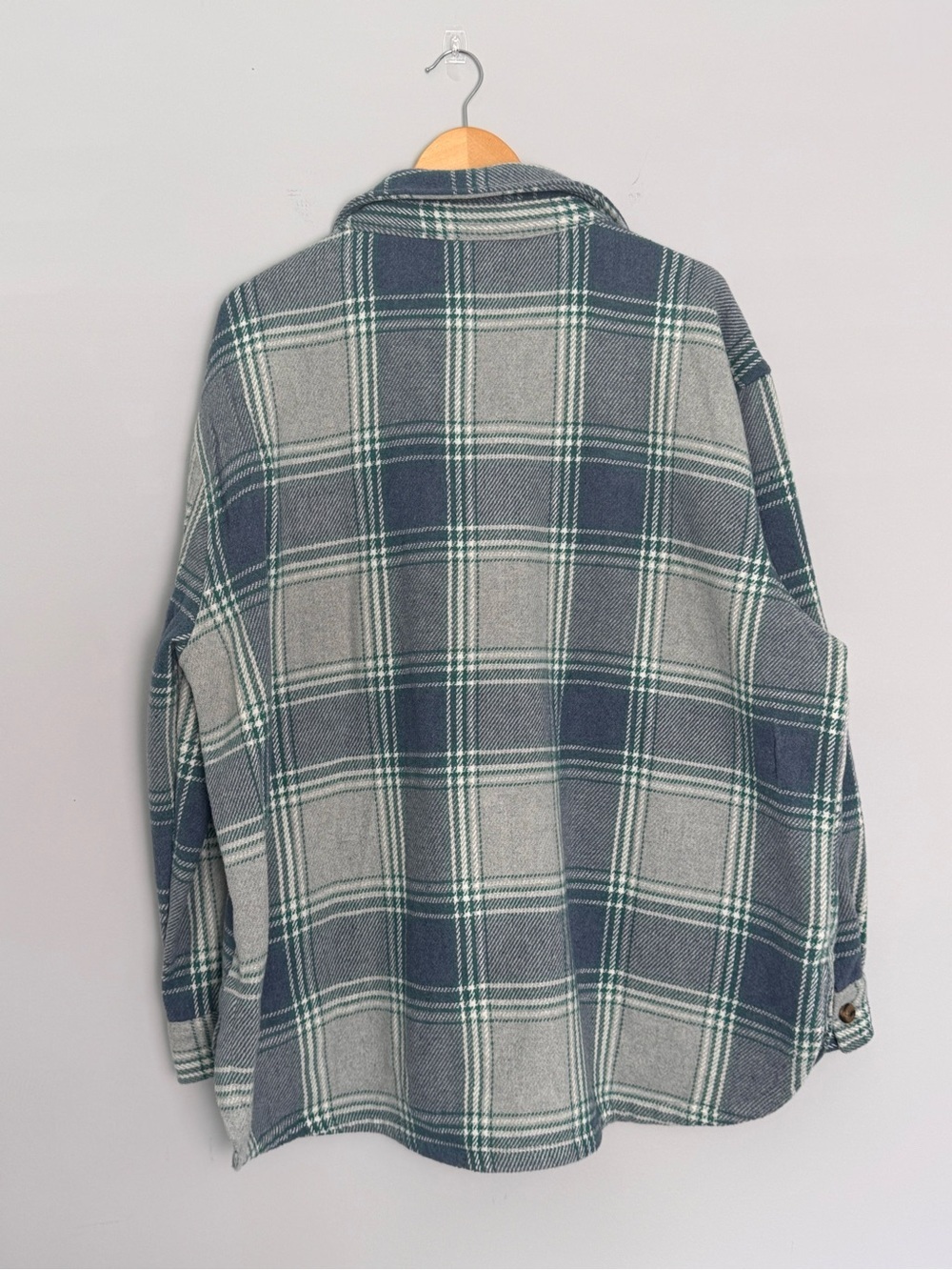 Member's Mark Plaid Oversized Shacket Jacket Everglade - Picture 4 of 7